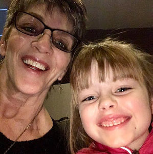 Meet your Posher, Sandra